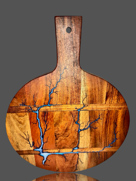 Round resin cheese board handcrafted in Bairnsdale, Victoria