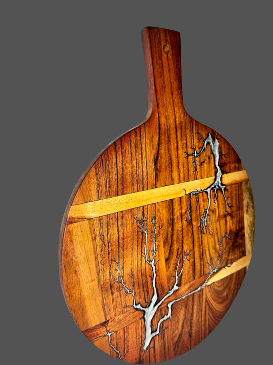 Handmade resin round paddle – rustic timber board with electric fractal burn, ideal for gift hampers and kitchen display